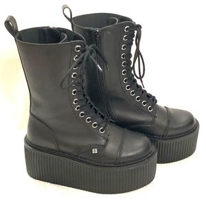 T•U•K | 12-Eye Casbah Stratocreeper Boot | Vegan Leather |NWOB